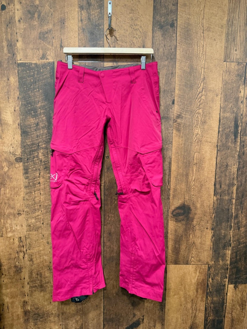 Burton AK Goretex women’s pink snowpants small